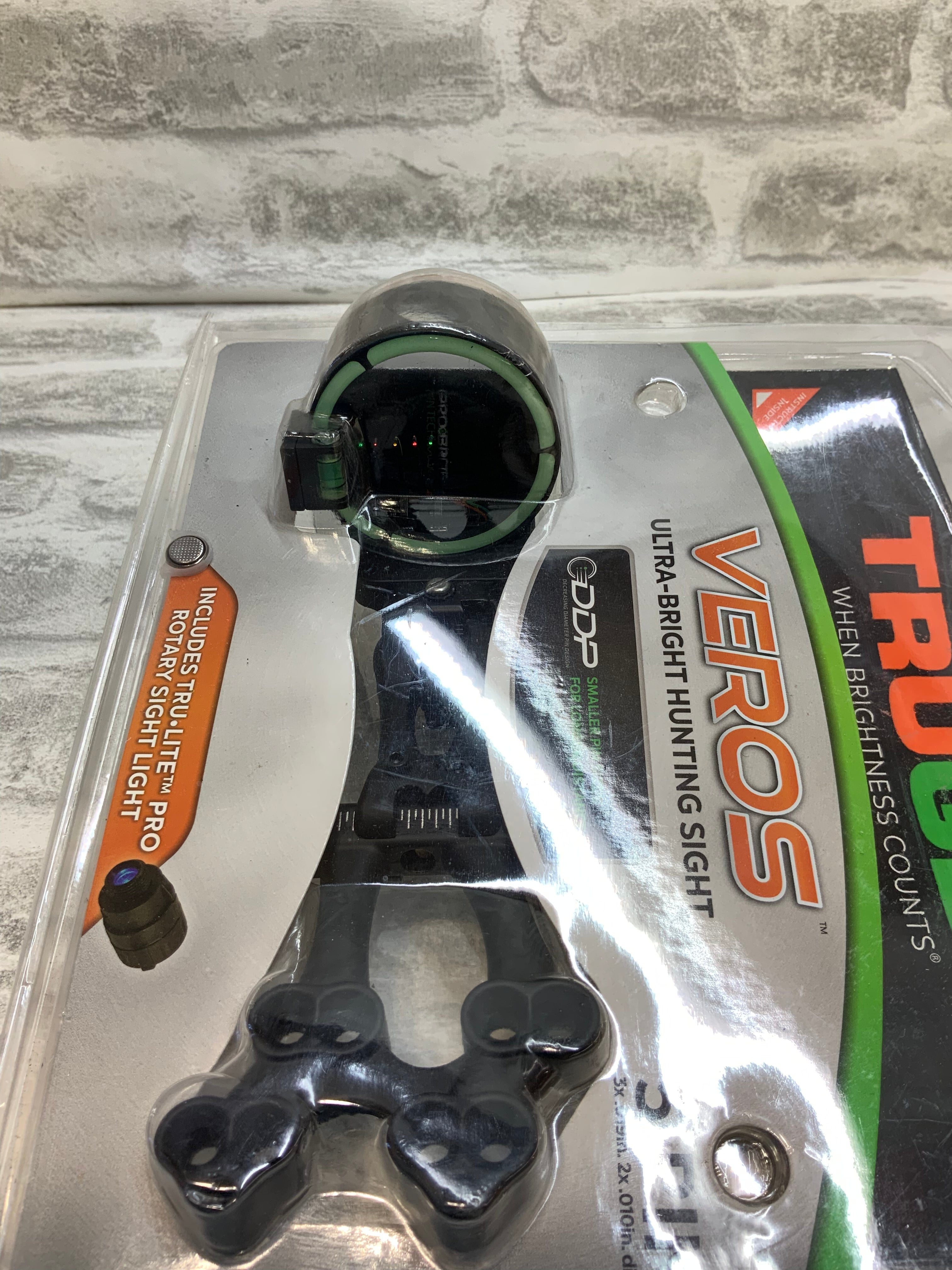 TRUGLO Veros 5-Pin Ultra-Bright Black Hunting Bow Sight (7539672547566)